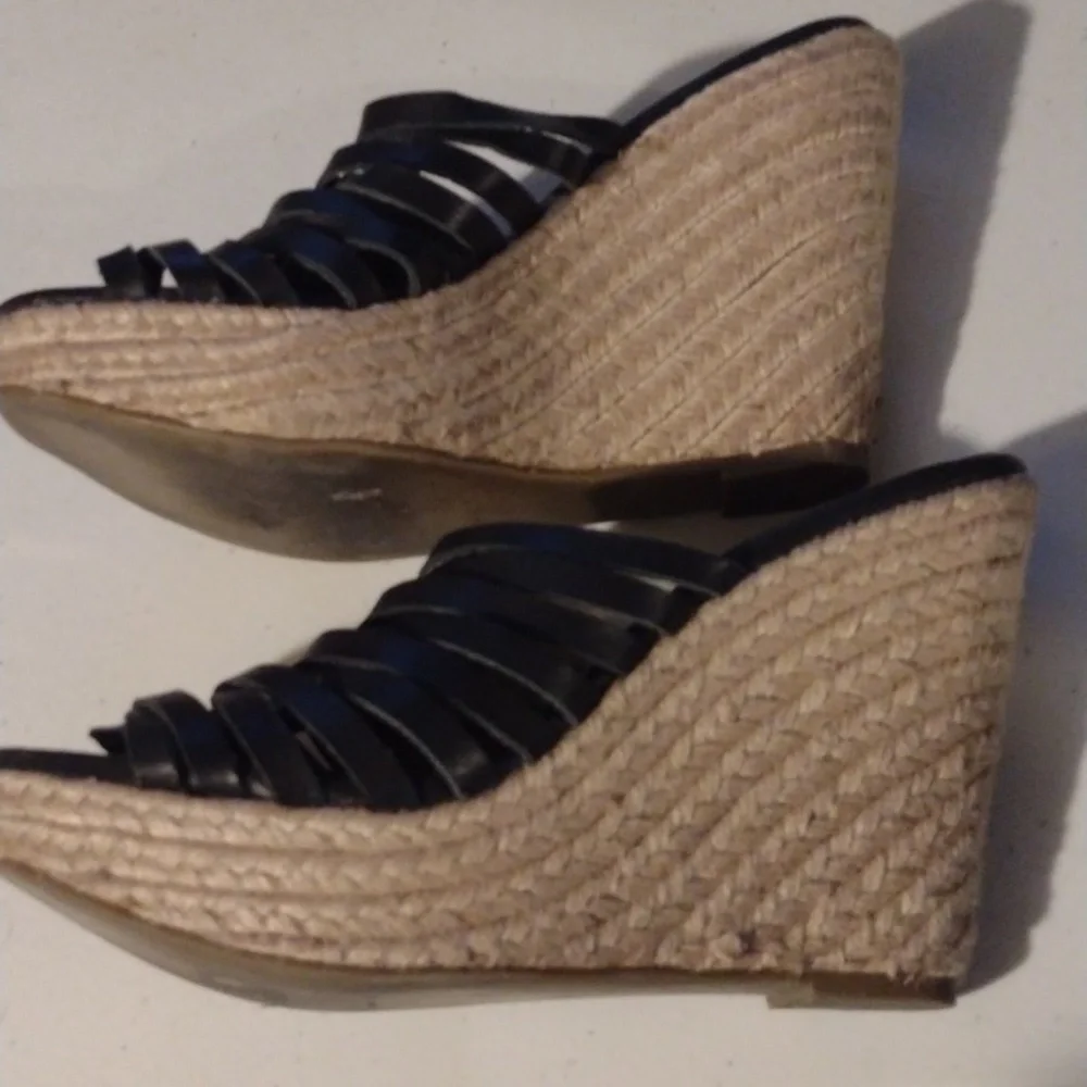 ME Too slip on espadrilles size 9.5  wedge black Navy Blue Sandals